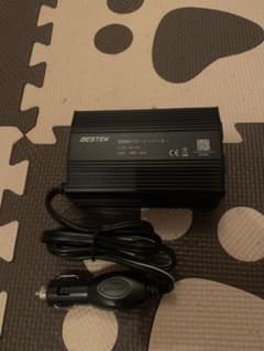 カーインバーター 300W 車載充電器 ACコンセント2口 USB2ポートのサムネイル