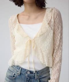 【美品】AZUL BY MOUSSY レースフリル ボレロ カーディガンのサムネイル