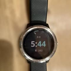 Garmin スマートウォッチ 本体 充電ケーブル付きvioactive3のサムネイル