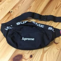 supremeポーチバックのサムネイル