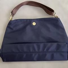 紺色ショルダーバッグのサムネイル