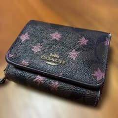 COACH 三つ折り財布 ブラック/ピンク