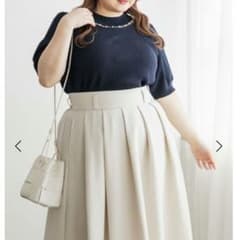 新品タグ付き クレット パールネックリブニット4Lのサムネイル