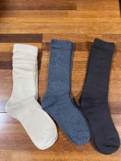 ユニクロルーズソックス3足セット 23〜25cmのサムネイル