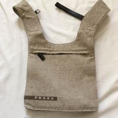 ゆち様専用❣️  PRADA リュック(レディース)のサムネイル