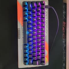 SteelSeries APEX PRO MINI キーボード本体 - メルカリ