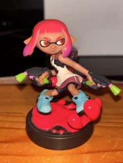 【美品】amiibo ガール ネオンピンク スプラトゥーン アミーボ　動作確認済のサムネイル