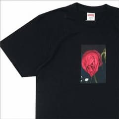 黒M定価 Supreme araki rose teeシュプリーム登坂三代目のサムネイル
