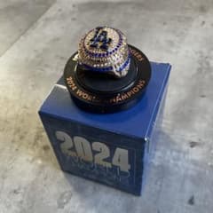 【希少 球場配布】シャンピオンズリング 山本由伸 ドジャース dodgersのサムネイル