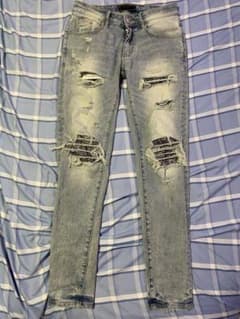 AMIRI バンダナ　28ダメージ加工 デニムパンツのサムネイル