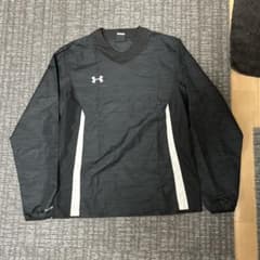 UNDER ARMOUR ブラック 長袖 ウィンドブレーカー SMのサムネイル