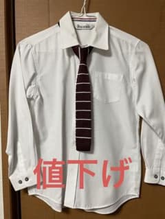 男児ワイシャツ　130㎝　ネクタイ付きのサムネイル