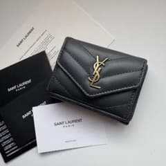 【美品】 171 Saint Laurentイブサンローラン3つ折り財布 美品】 171 Saint Laurentイブサンローラン3つ折り財布 - メルカリ