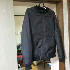 ユニクロ ma-1 ma1 ジャケット uniqlo jacket Mのサムネイル