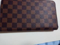 美品　ダミエ柄ラウンドファスナーのサムネイル
