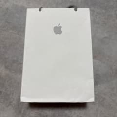 美品アップル　ショップ袋 ショッパー　紙袋　小サイズ　Apple Storeのサムネイル