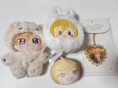 あんスタ 羽風薫 いつぬい　うさぎおまんじゅう　おまんじゅう　キーホルダー あんスタ 羽風薫 いつぬい うさぎおまんじゅう おまんじゅう
