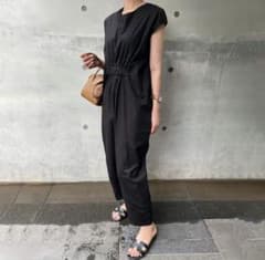 【最終お値引き価格】韓国通販LaLa waist gather jumpsuitのサムネイル