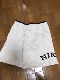 NIKE ハーフパンツのサムネイル
