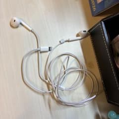 Apple 純正 有線イヤホンのサムネイル