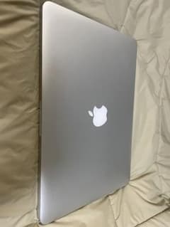 MacBook Pro Retina 13 2015のサムネイル