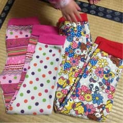 子供用ズボンのサムネイル