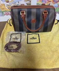 希少・2WAY】FENDI ペカン柄 ミニボストンバッグ ストラップ付 - メルカリ