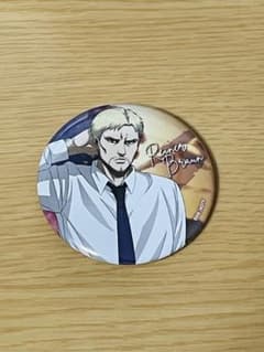 希少】進撃の巨人 ライナー アタックフェス 缶バッジ - メルカリ