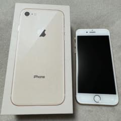 iPhone8 本体のサムネイル
