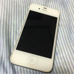 iPhone4⭐️32GB⭐️のサムネイル