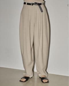 ハイウエストタックトラウザーズパンツ