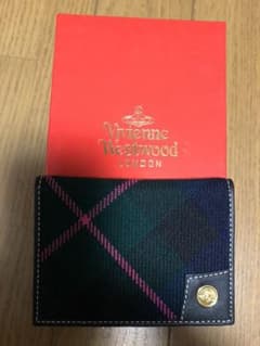 ☆本日限定値引き☆vivienne 定期・カードケースのサムネイル