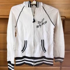 & by P&D パーカー 白のサムネイル