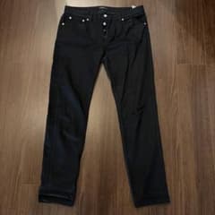 A.P.C. PETIT NEW STANDARD ブラックデニム 32のサムネイル