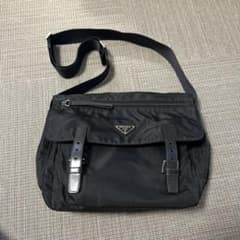 PRADA ショルダーバッグ 黒 ナイロンのサムネイル