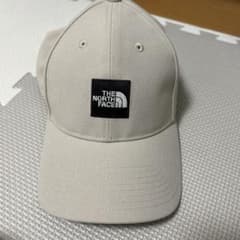 THE NORTH FACE ベースボールキャップ ベージュのサムネイル