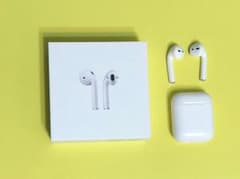 Apple AirPods 純正品 ホワイトのサムネイル