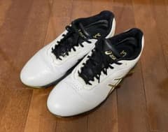 ASICS限定 ゴールドストライブ・ゴルフシューズ（２７CM)のサムネイル