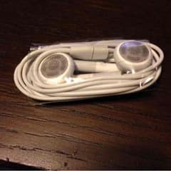未使用☆iPhone 純正イヤホンのサムネイル