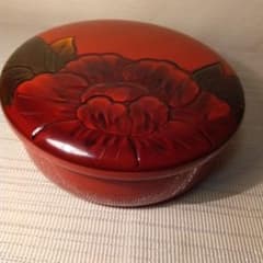 木製菓子器 牡丹文様朱色漆塗りのサムネイル