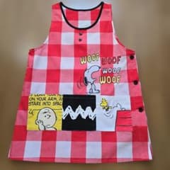 スヌーピー 赤と白のチェック エプロンのサムネイル