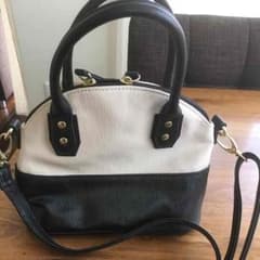GUのバイカラーBAG☆のサムネイル