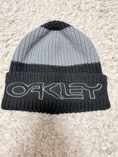 OAKLEY ニット帽 ビーニー グレー ブラックのサムネイル