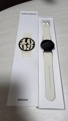 Samsung Galaxy Watch6 ホワイト　国内版のサムネイル