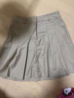ベージュ プリーツスカート Lサイズのサムネイル