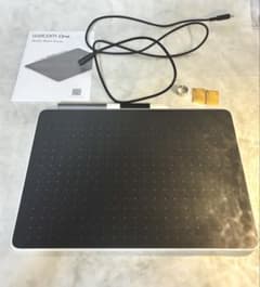 ワコム WACOM Wacom One M ペンタブレット CTC6110WL - 4