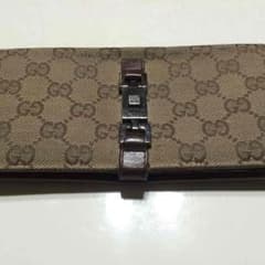 GUCCIの財布のサムネイル
