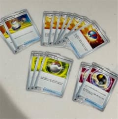 ポケモンカード ノーマルのサムネイル