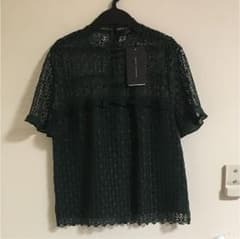 値下げ❗️新品未使用 ZARA グリーン レース トップスのサムネイル