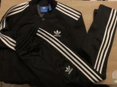 adidas オリジナルス　セットアップジャージのサムネイル